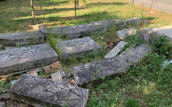 Bas-relief décoratif sculpté 1960, Jean-Charles Lallement